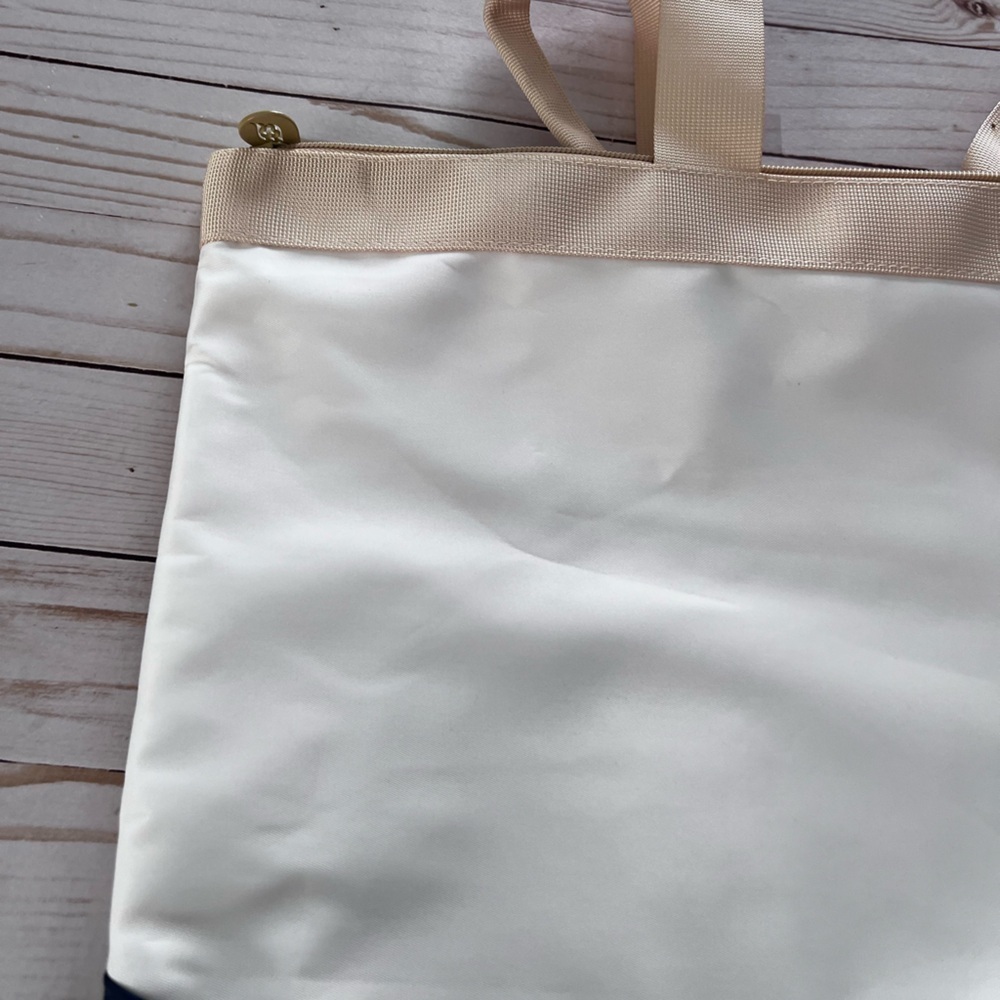 NWT Disney Wish Inaugural Sailings Tote and - Picture 11 of 16